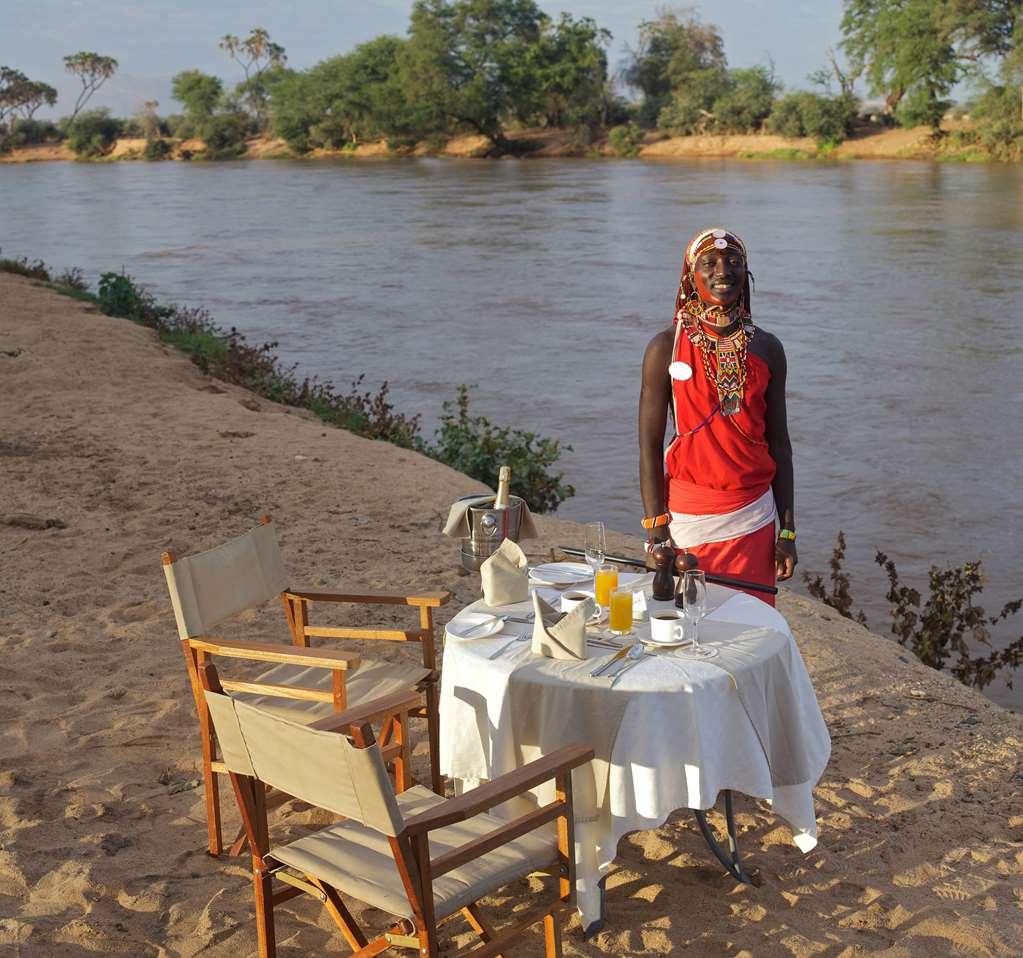 Отель Ashnil Samburu Camp Ресторан фото