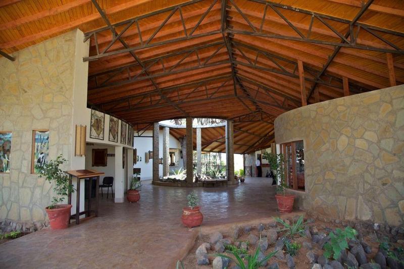 Отель Ashnil Samburu Camp Экстерьер фото