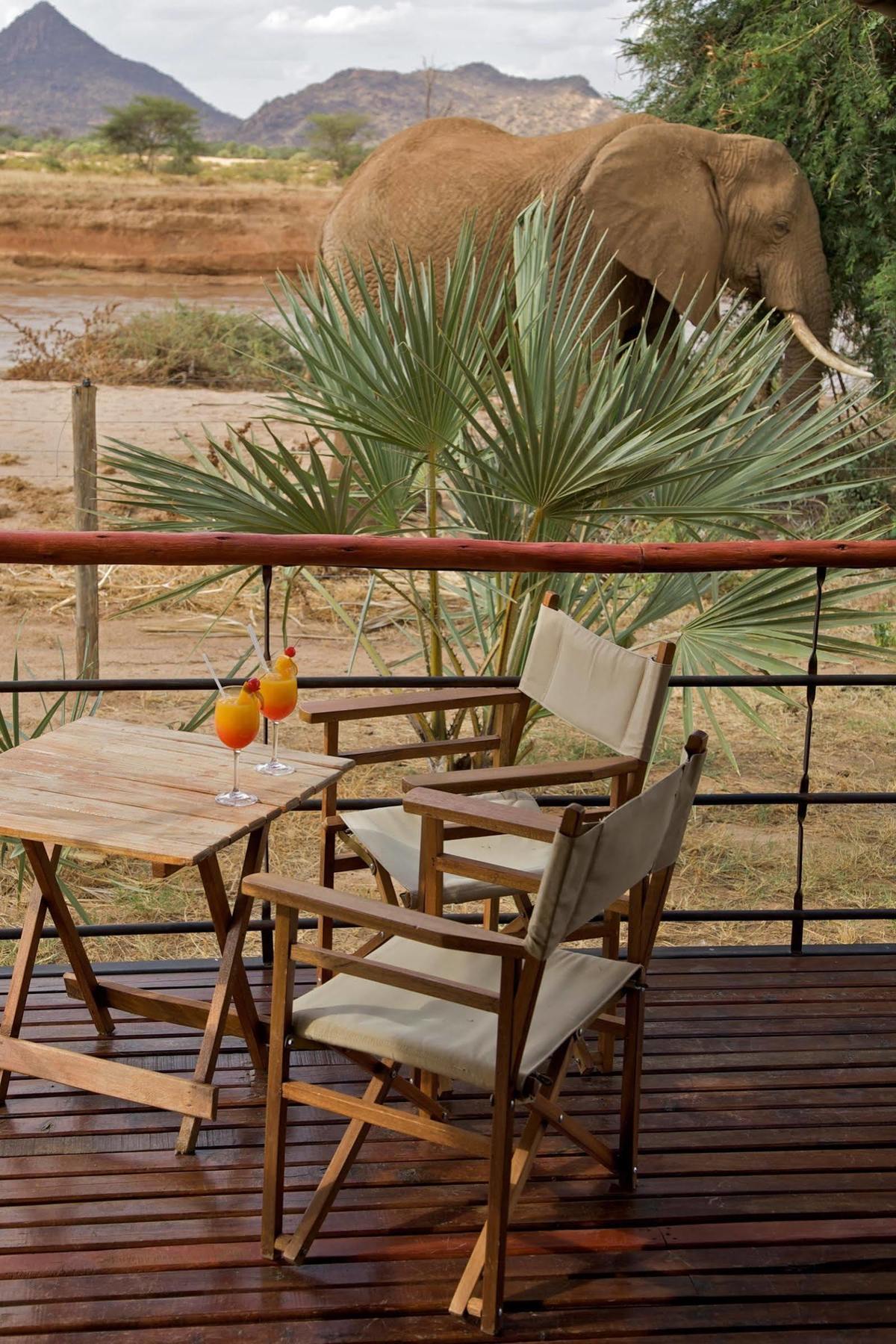Отель Ashnil Samburu Camp Экстерьер фото
